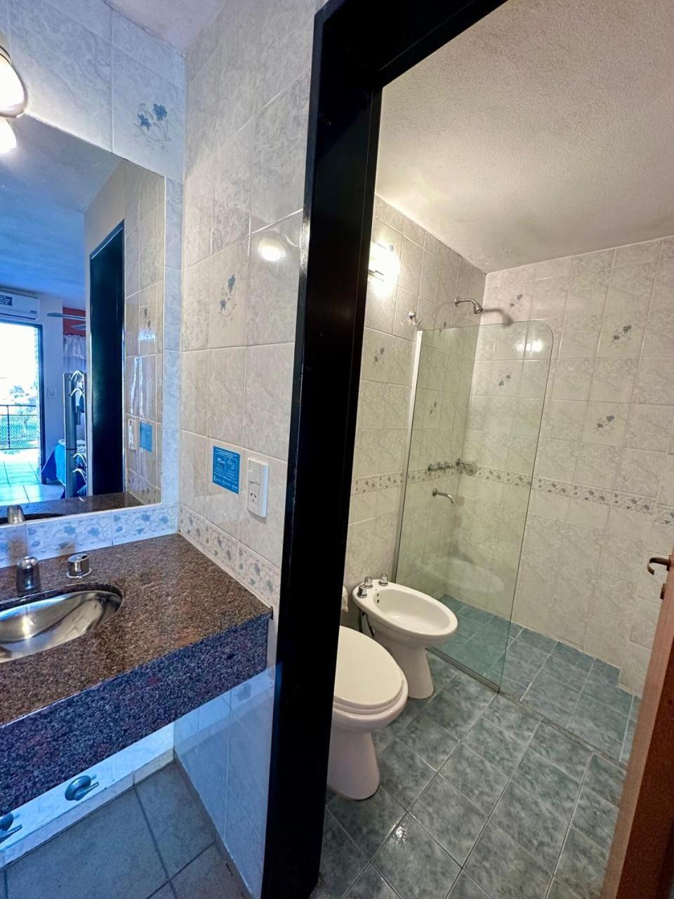 Hotel Carlos Paz Villa Carlos Paz Bagian luar foto