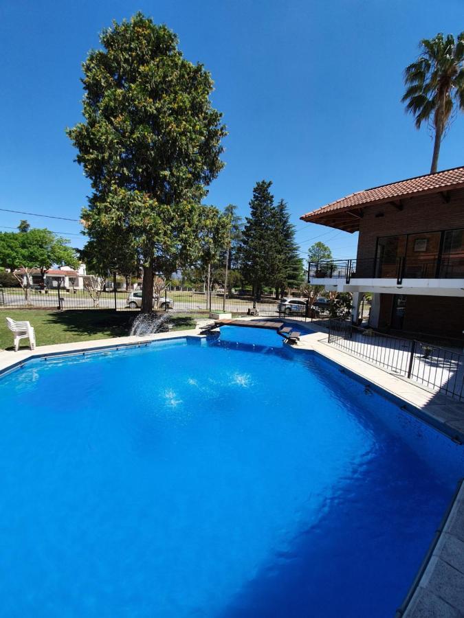 Hotel Carlos Paz Villa Carlos Paz Bagian luar foto